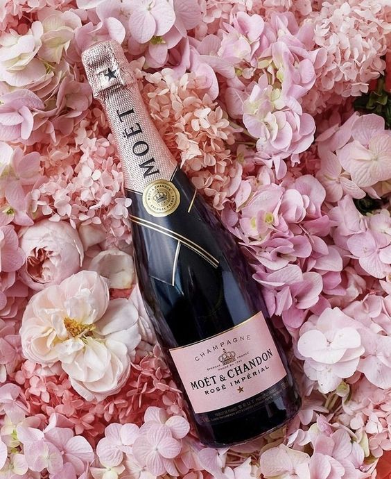 შამპანური Moet & Chandon. როზე